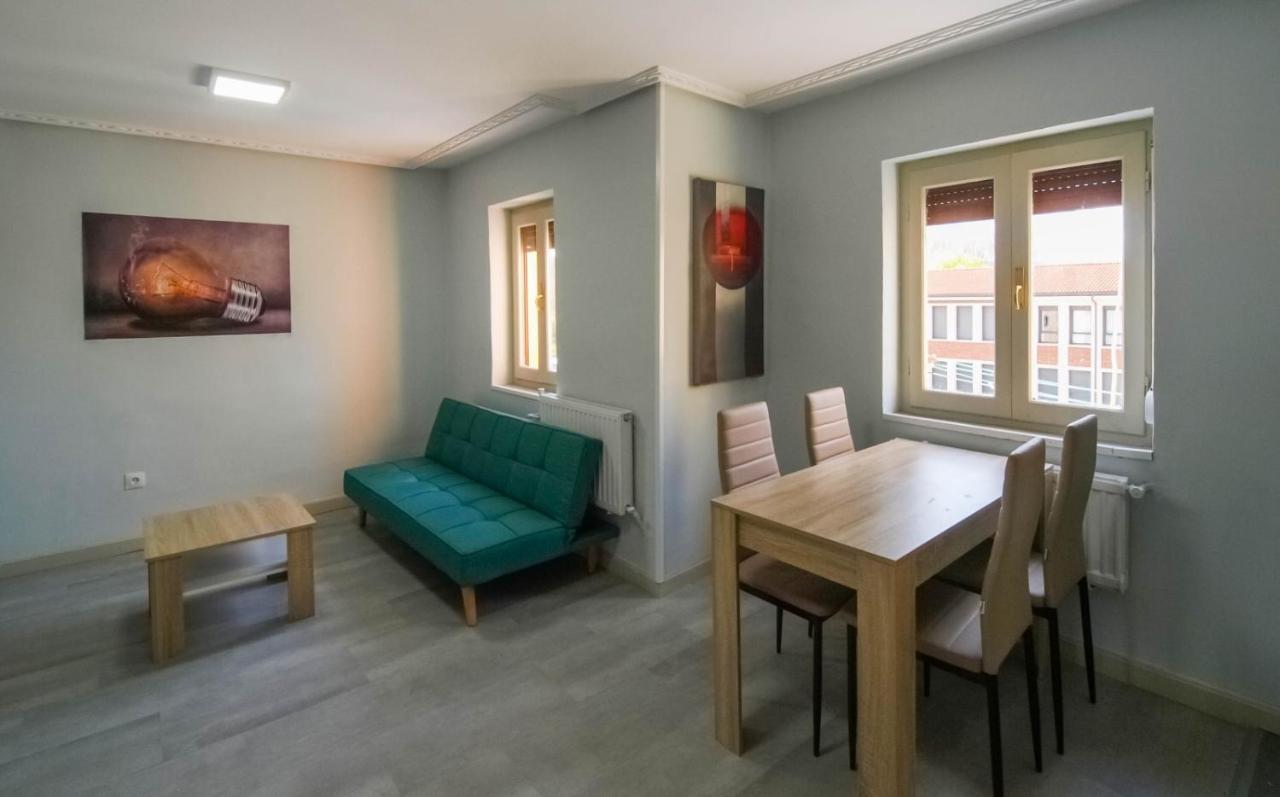 Apartamento La Casita de la Neka Villarcayo Exterior foto